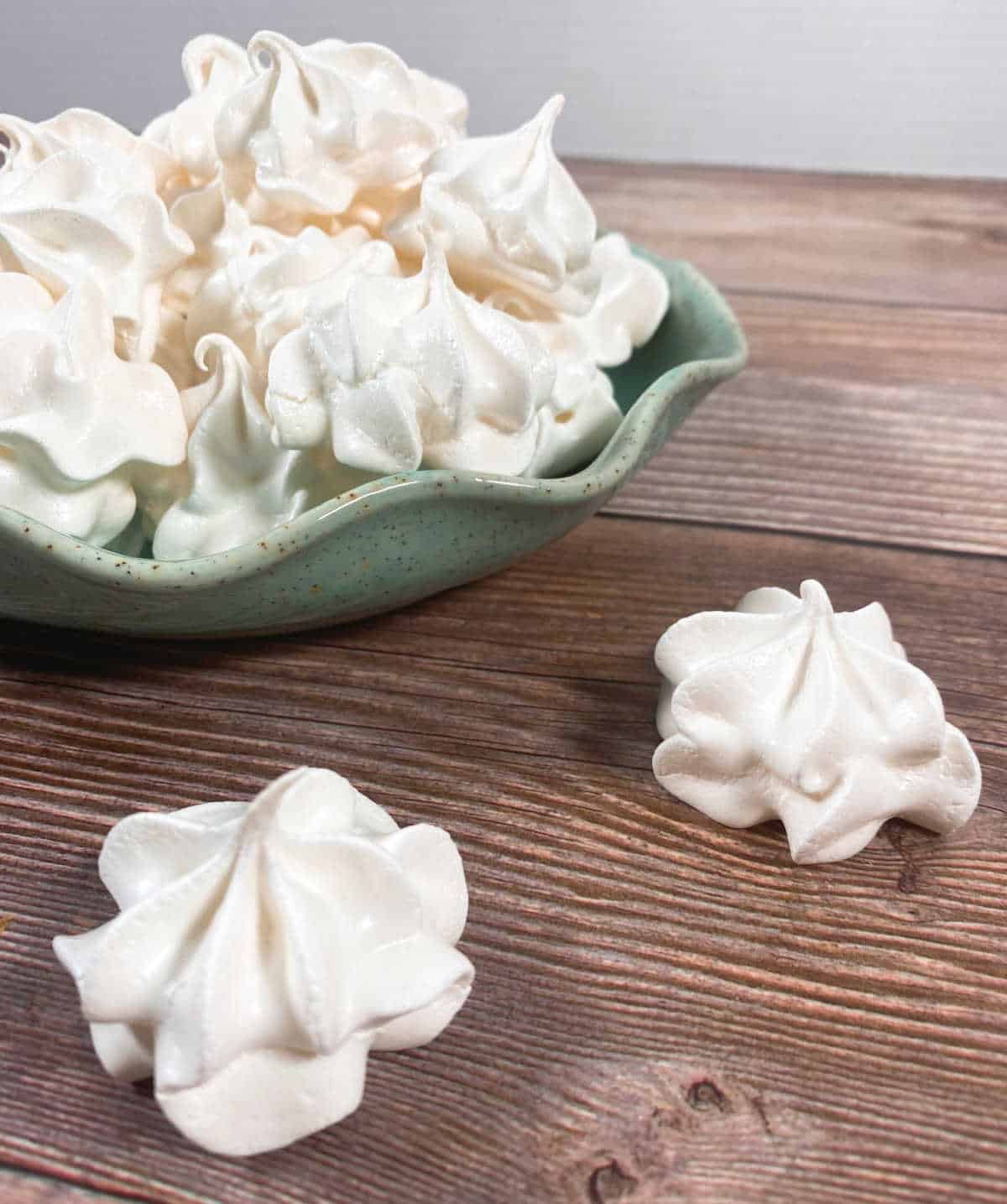 Egg White Meringue Cookies - Cookaholic Wife