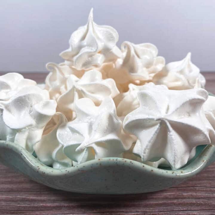 Egg White Meringue Cookies - Cookaholic Wife